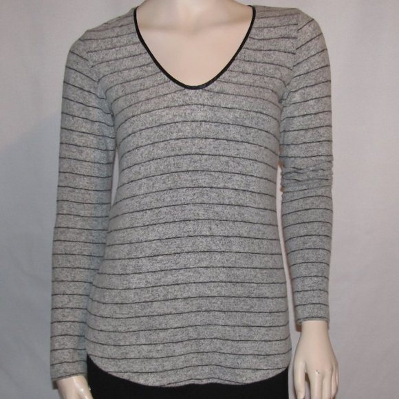 Dynamite Tops - Dynamite long sleeve gray top